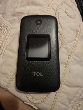 TCL Verizon Black Flip Phone with External Display